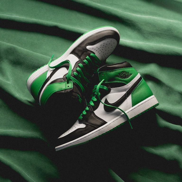 NIKE AIR JORDAN 1 RETRO HIGH LUCKY GREEN