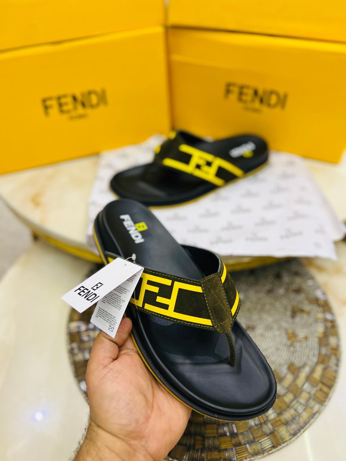 Fendi Luxe Logo Comfort Flip Flops