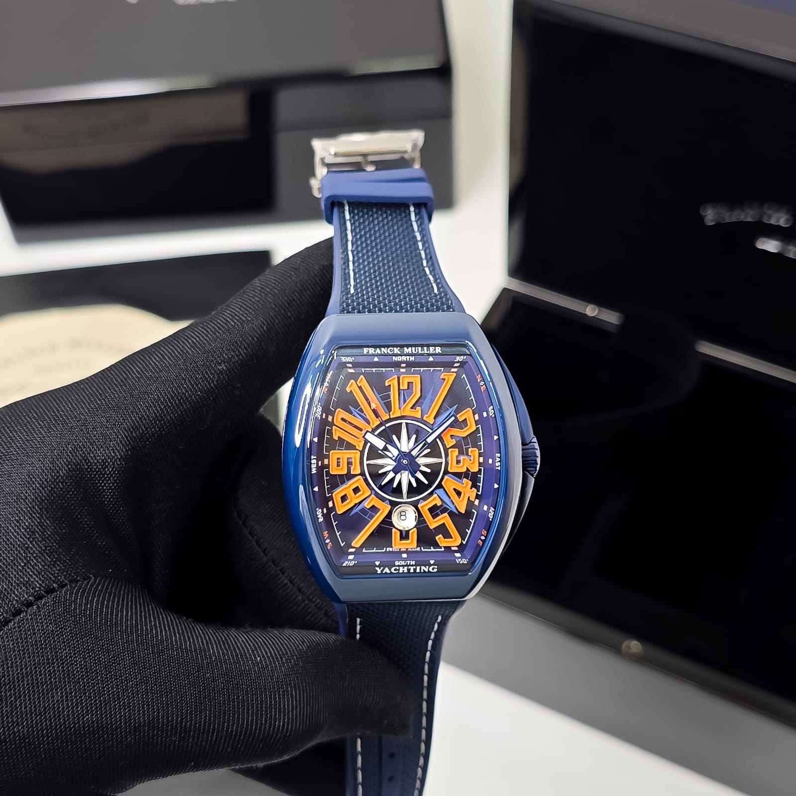 FRANCK MULLER VANGUARD YACHTING BLUE CERAMIC