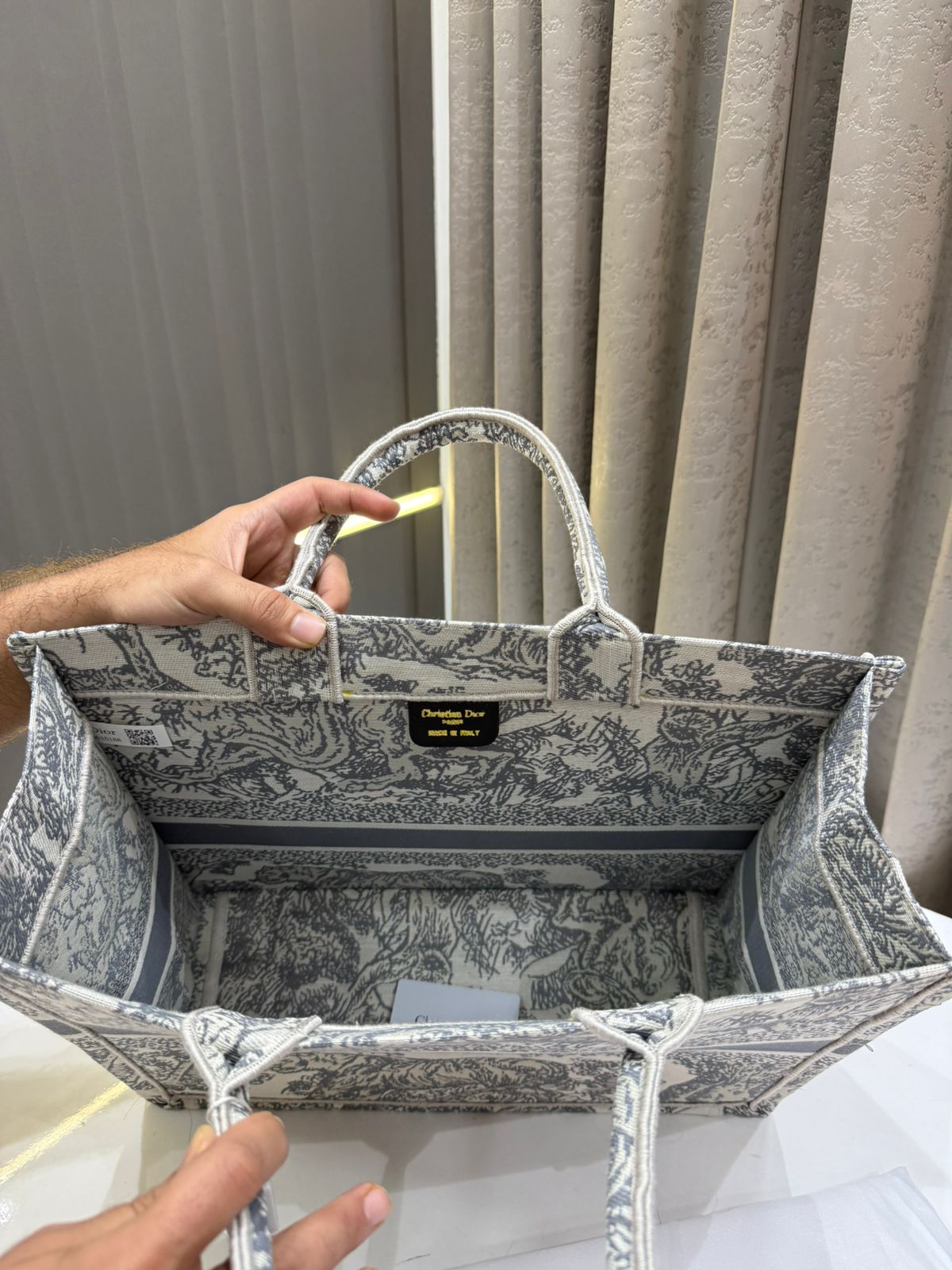*CHRISTIAN DIOR GREY PREMIUM TOTE BAG