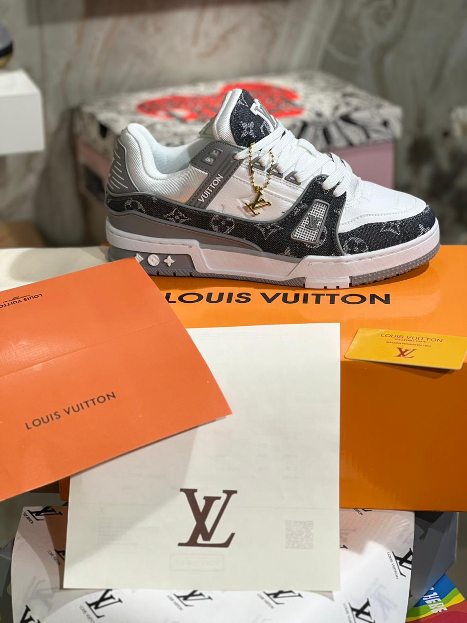 Louis Vuitton Trainer Monogram White Black-grey Denim