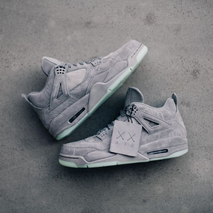 Nike Air Jordan 4 KAWS